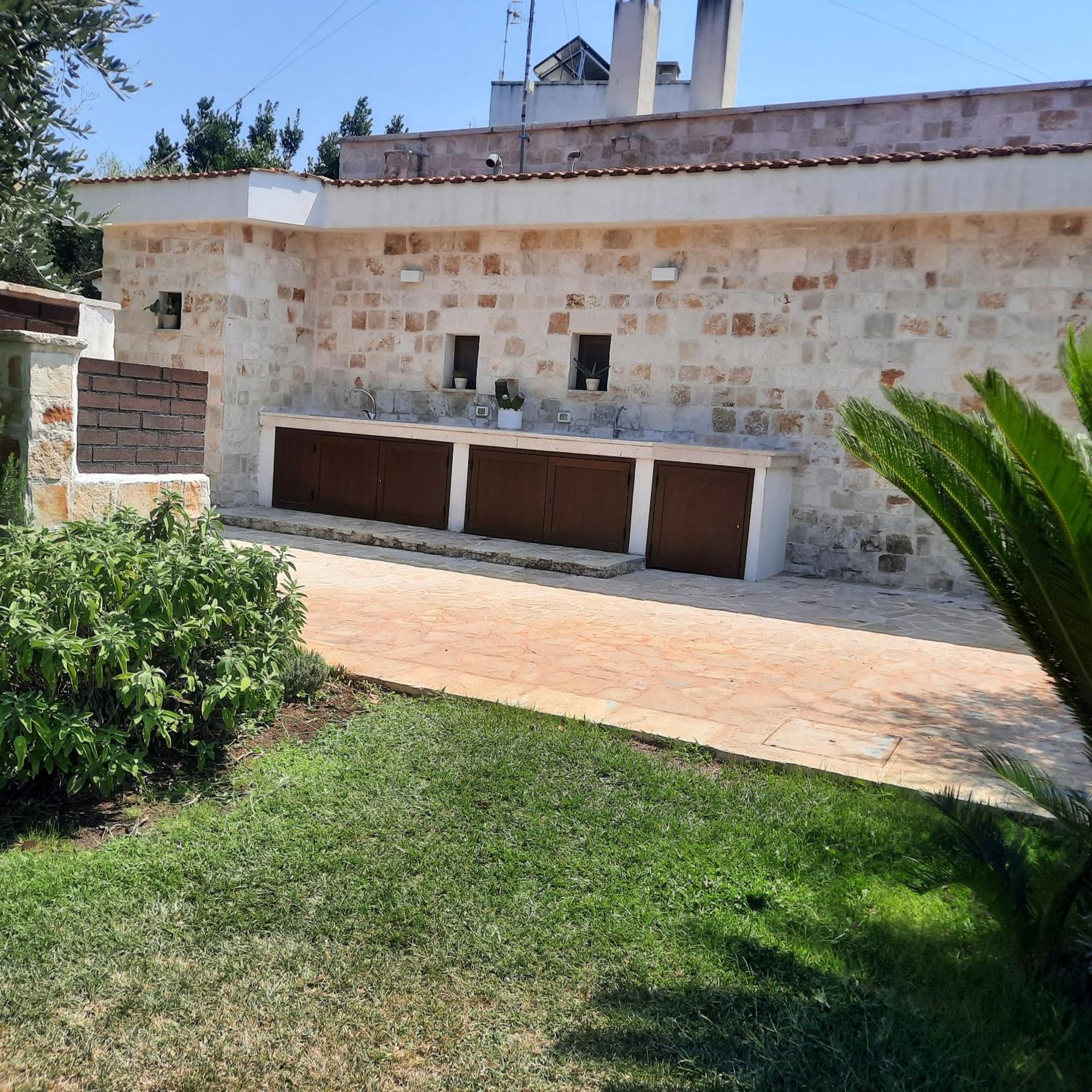 Villa Mest Pepp مونوبولي المظهر الخارجي الصورة