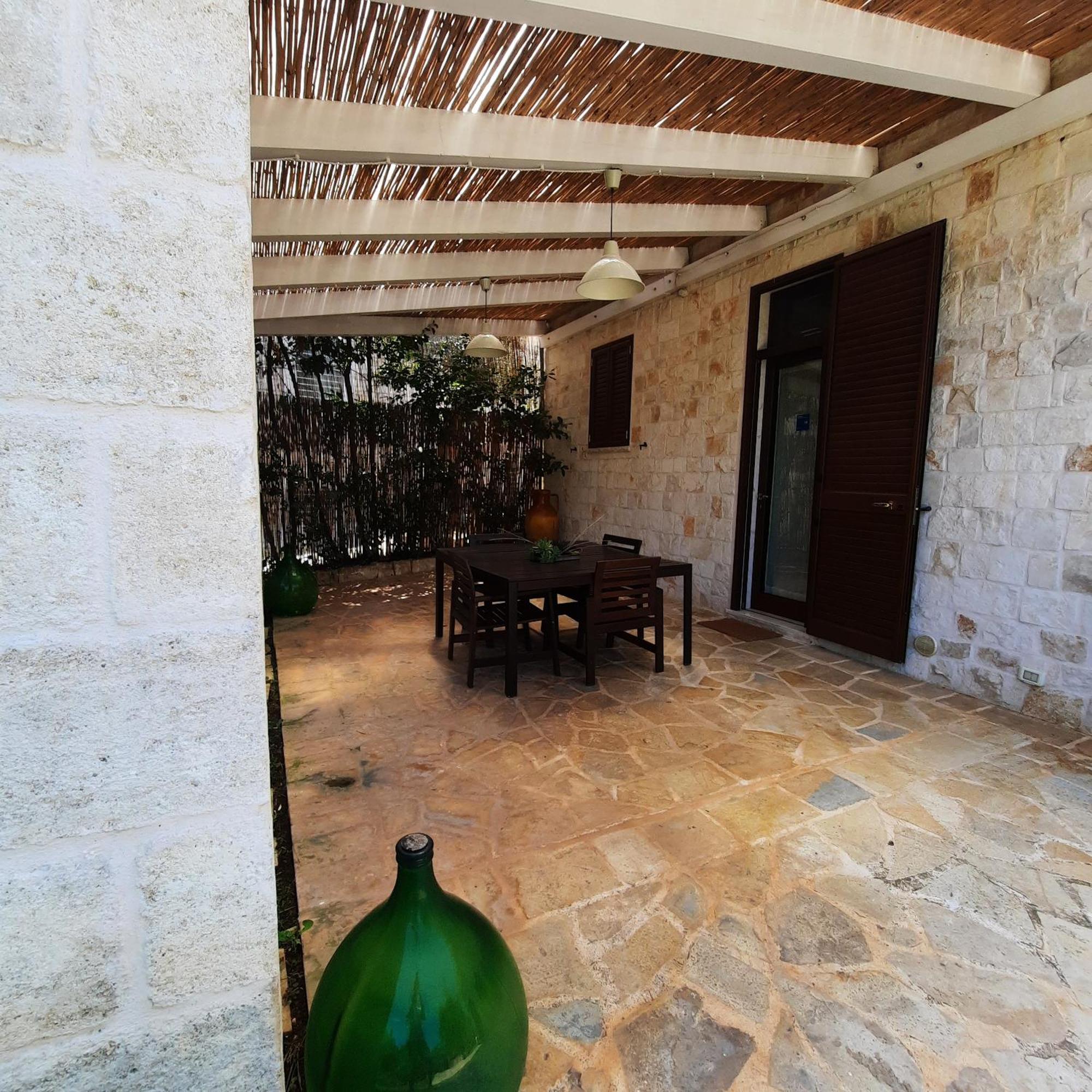 Villa Mest Pepp مونوبولي المظهر الخارجي الصورة
