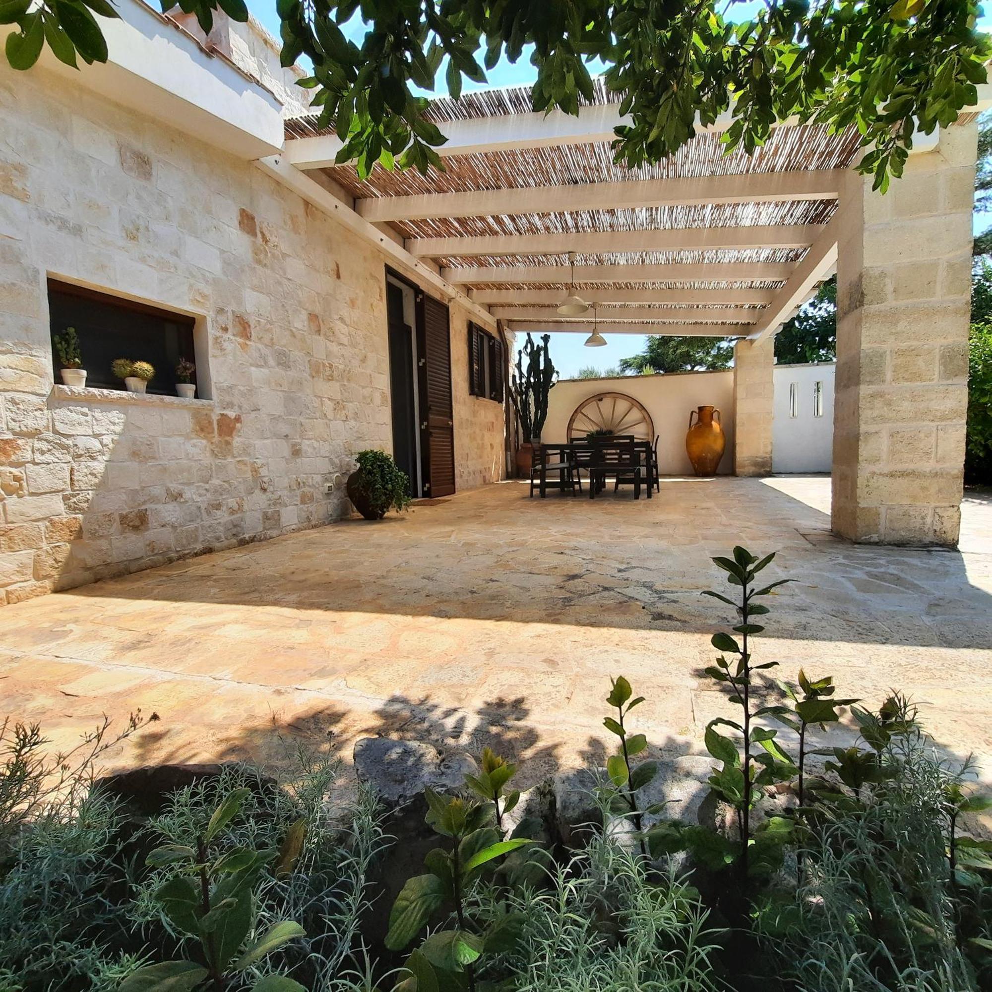 Villa Mest Pepp مونوبولي المظهر الخارجي الصورة