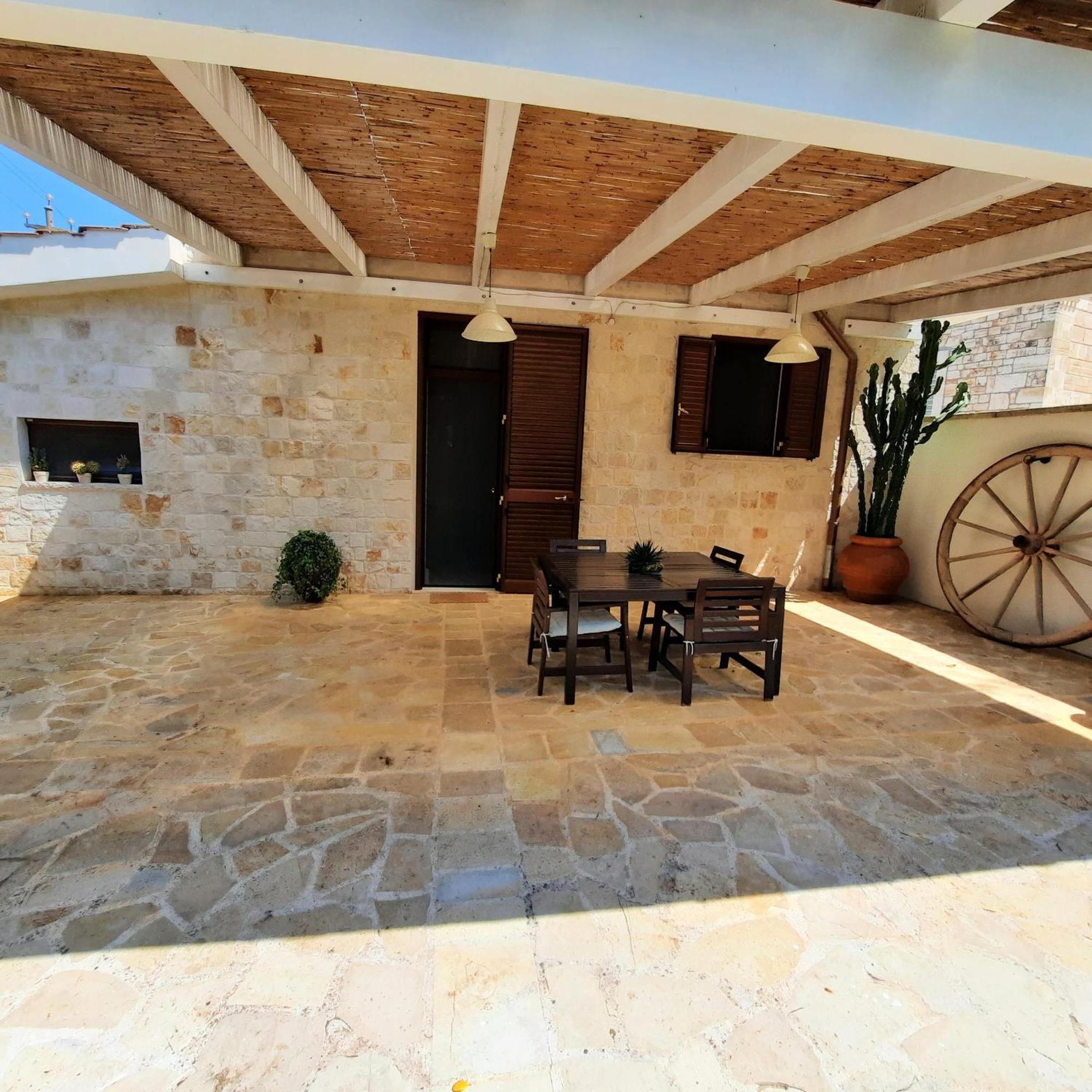 Villa Mest Pepp مونوبولي المظهر الخارجي الصورة